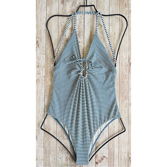 Billabong ‘Sea Rinse’ One Piece - Picture 9 of 13